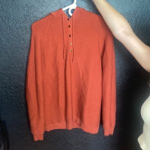 hooded long sleeve super cute for fall!